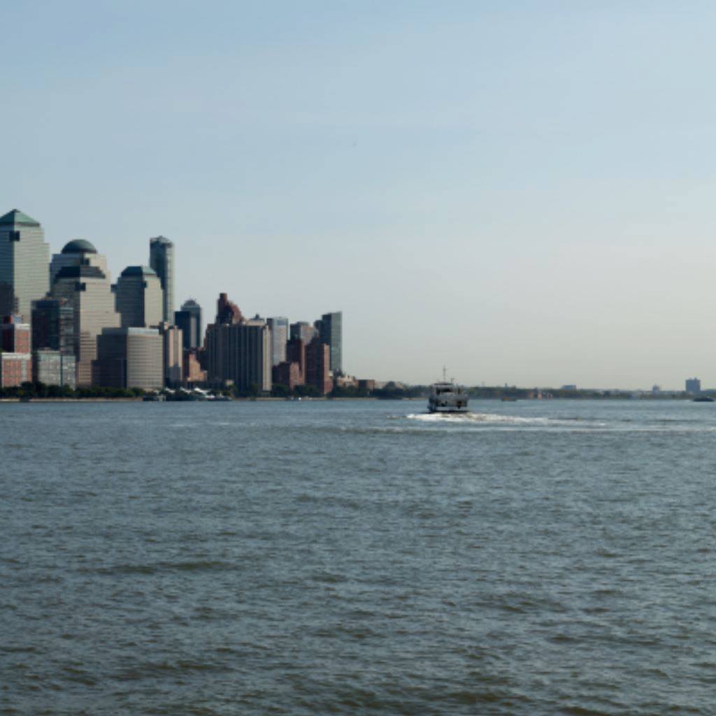 Ein Panorama mit Blick auf New York City von Hoboken, New …