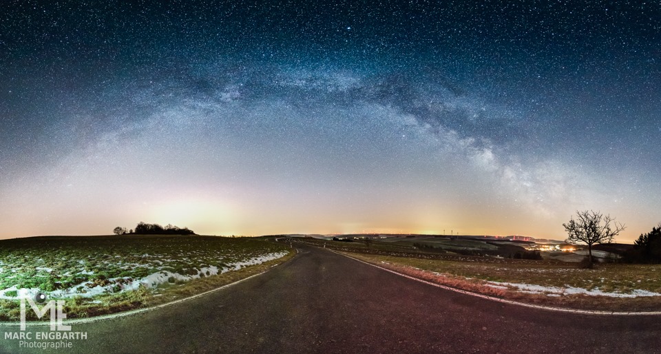 Mein erstes Milchstraßenpanorama aus der letzten Nacht …
