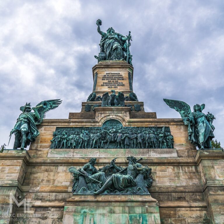 * Niederwalddenkmal * Es ist gerade viel los, mit den …