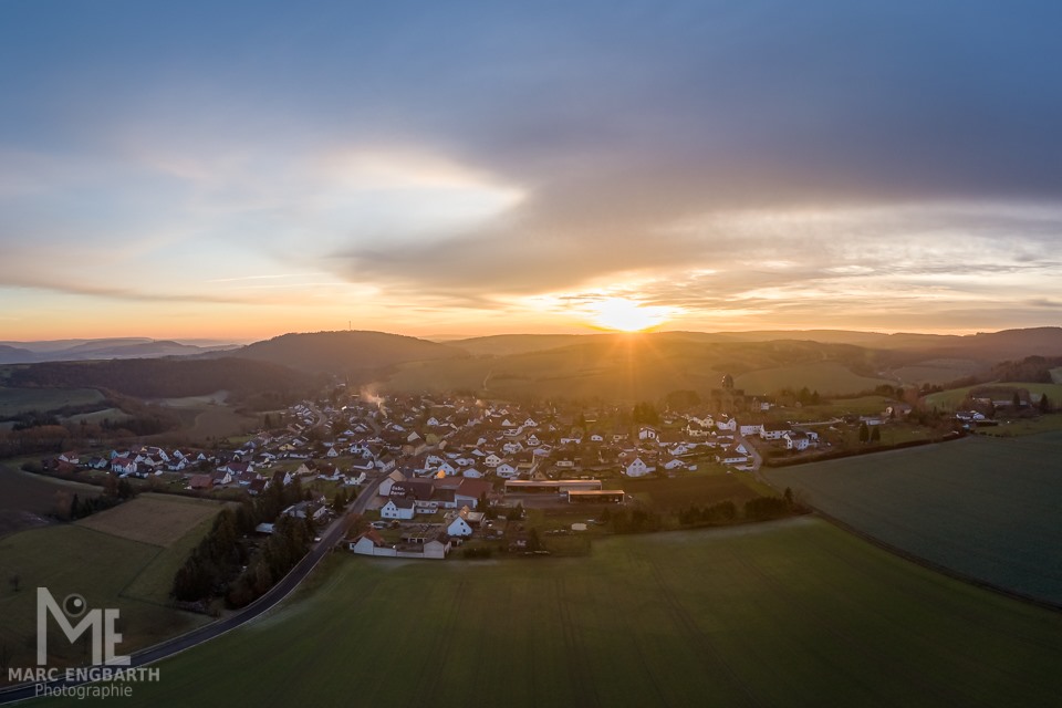 Ein kleines schnelles Sonnenuntergangspanorama aus der …