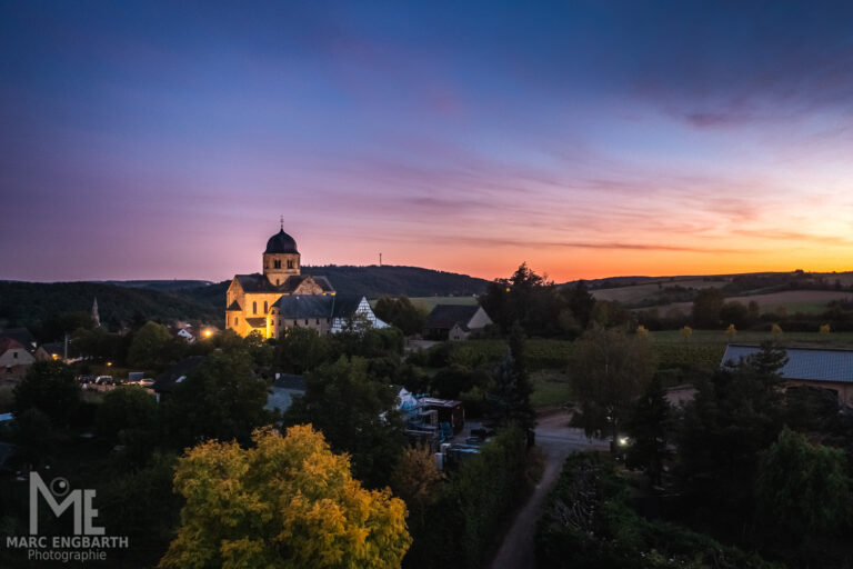 Zwischen Sonnenuntergang und blauer Stunde