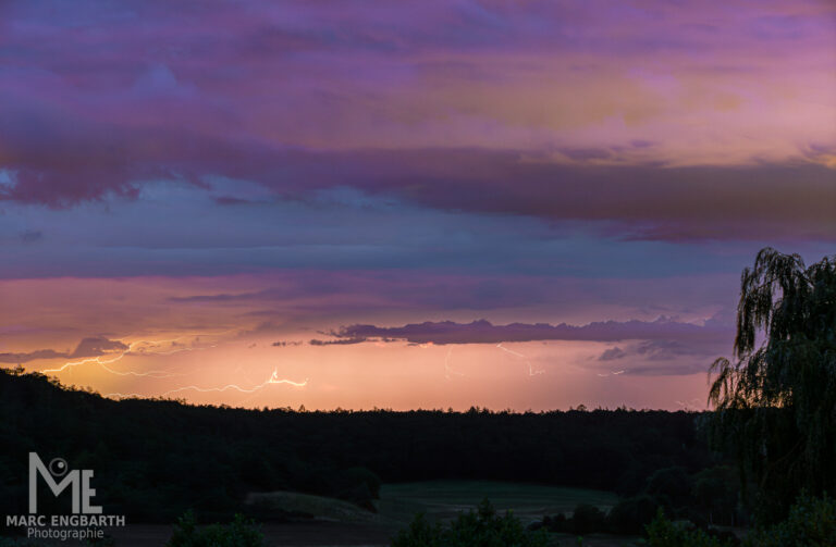 Abziehendes Gewitter Equipment: - Canon EOS 5D Mark III …
