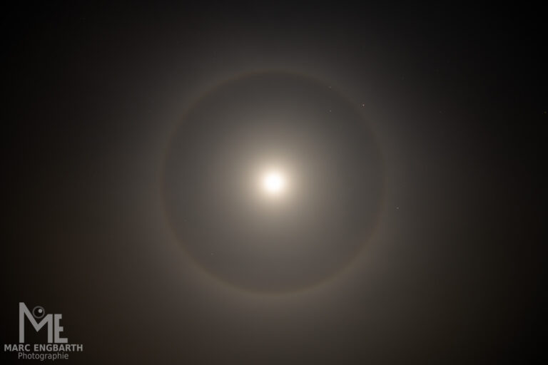 Gestern Abend konnte man ein Mondhalo sehen, genauer …