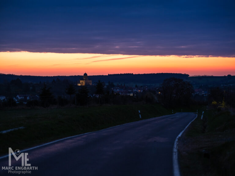 Sponheim kurz vor Sonnenaufgang um kurz nach 6:00 Uhr